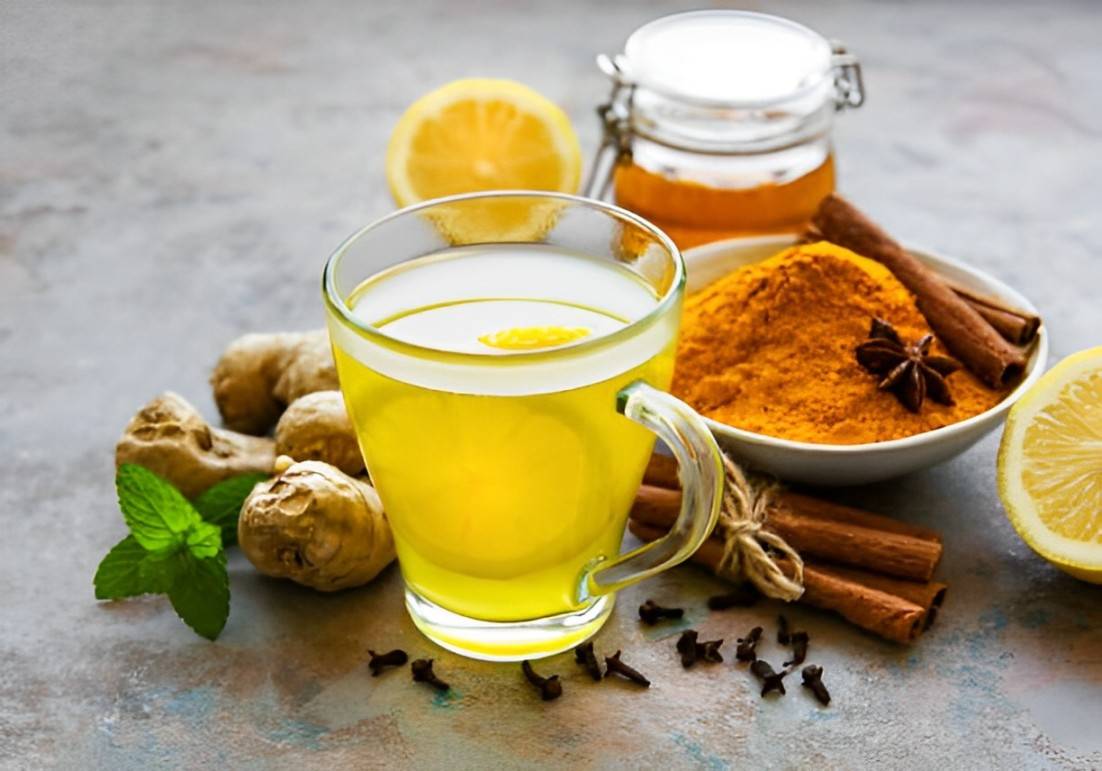 wellhealthorganic.com/health benefits of turmeric tea