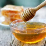 Manuka Honey की चिकित्सा शक्ति: उपयोग और स्वास्थ्य लाभों